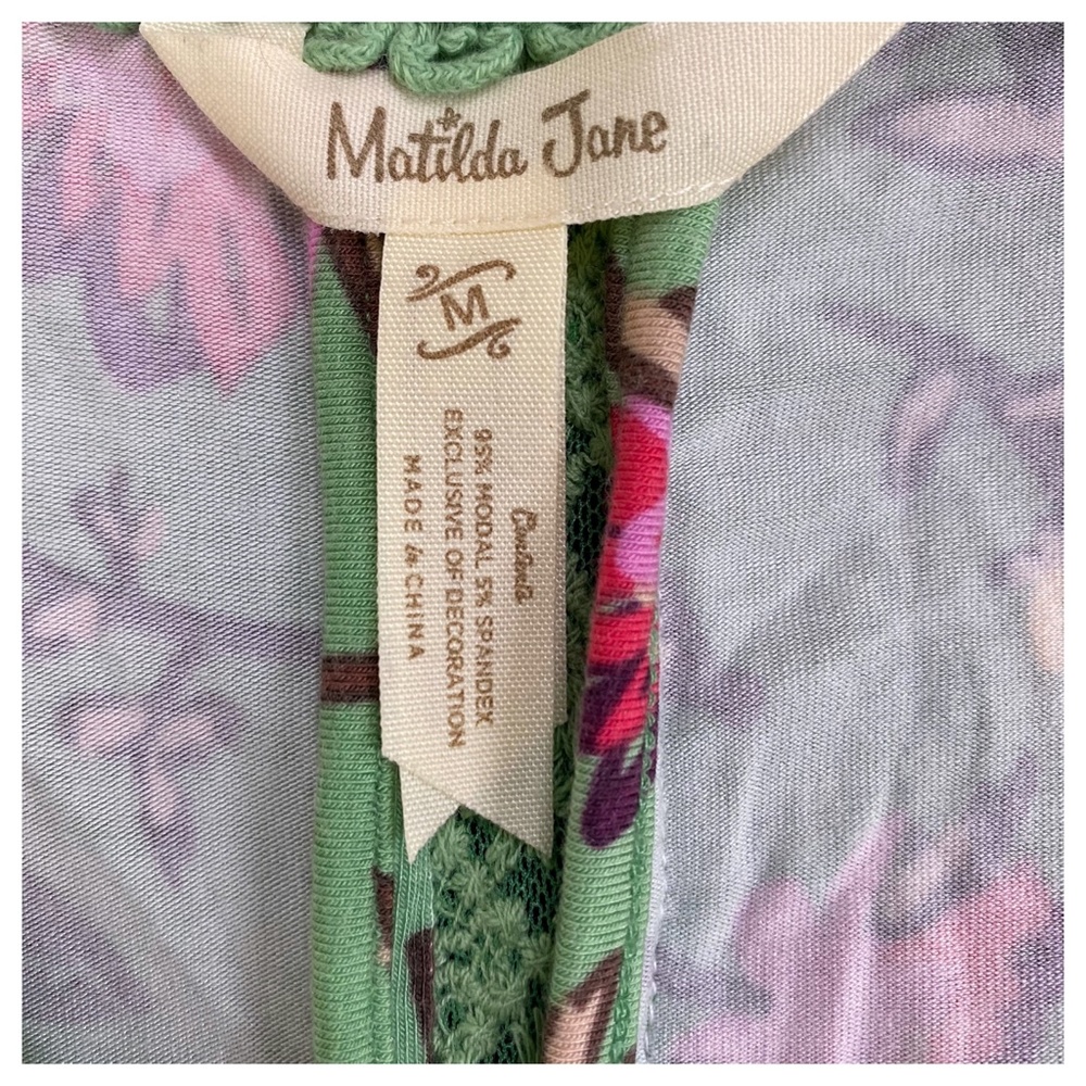 Matilda Jane Weekend Away Green Floral Print Flowy Swing Silhouette Tank Top - Picture 10 of 10